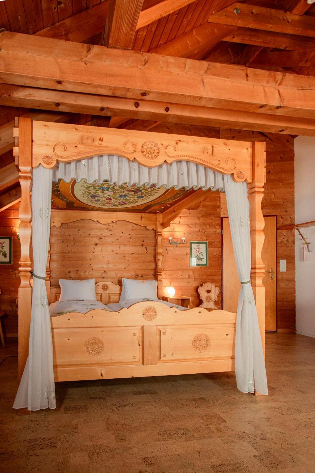 Hotel Restaurant Schoenau Wildhaus Bagian luar foto